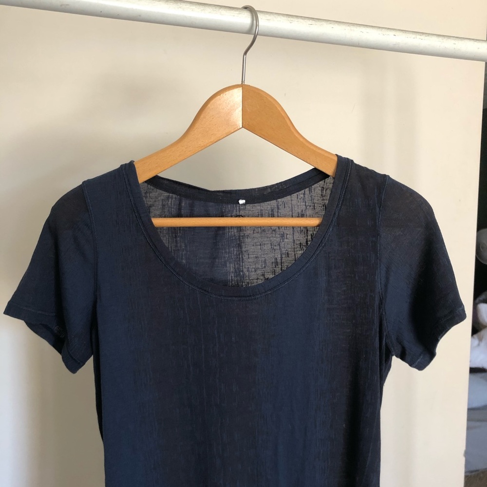 Lulu Lemon Sheer Navy Workout Top